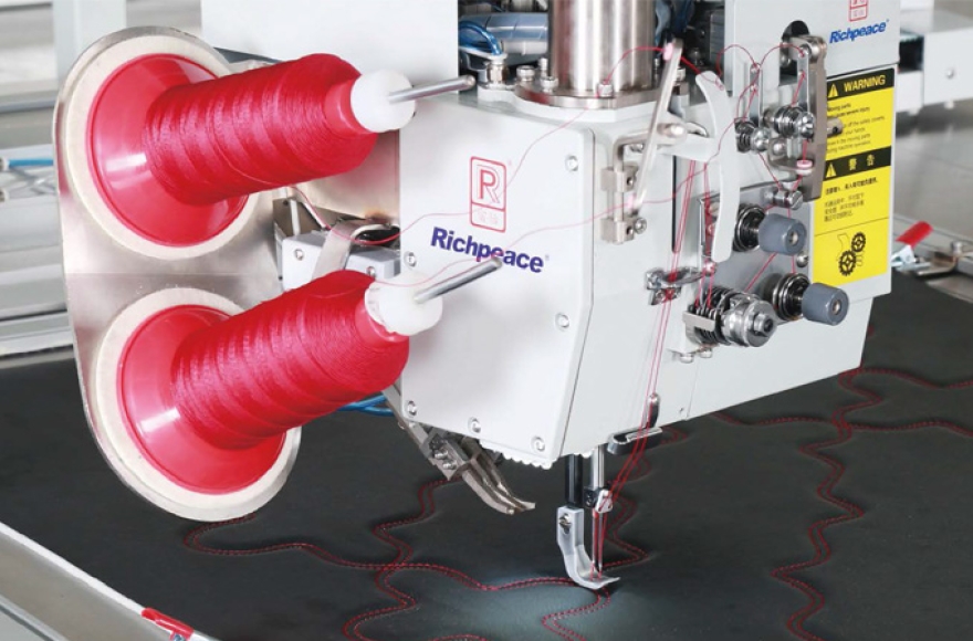 富怡雙針針距可調(diào)任意轉(zhuǎn)全自動縫紉機(jī)