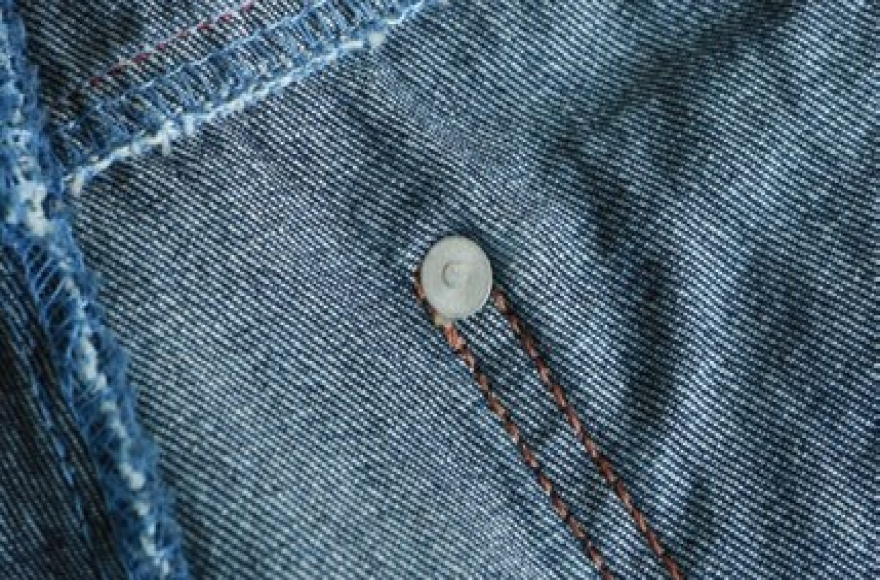 富怡自動打腰頭扣機 & 富怡自動打鉚釘機