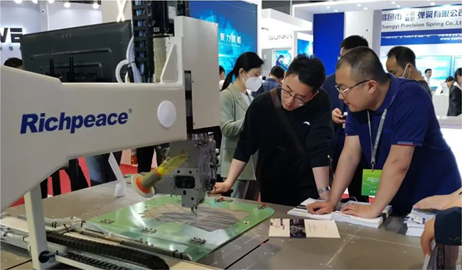 上海汽車工業(yè)展 上海汽車工業(yè)展