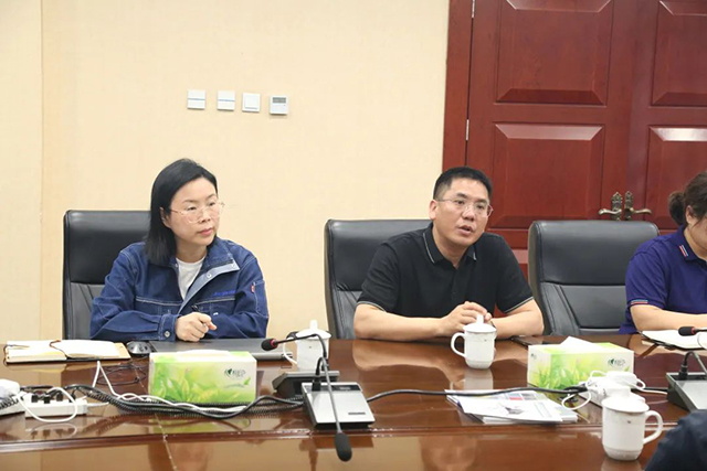 寶坻區總工會領導深入基層,為企業職工送關懷! 寶坻區總工會領導深入基層,為企業職工送關懷!